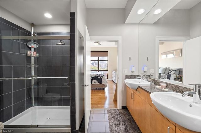 810 W 4th Street 314, Winston-salem, NC 27101