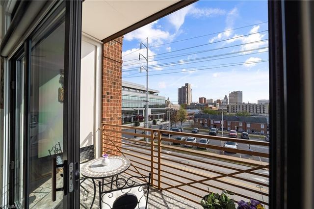 810 W 4th Street 314, Winston-salem, NC 27101