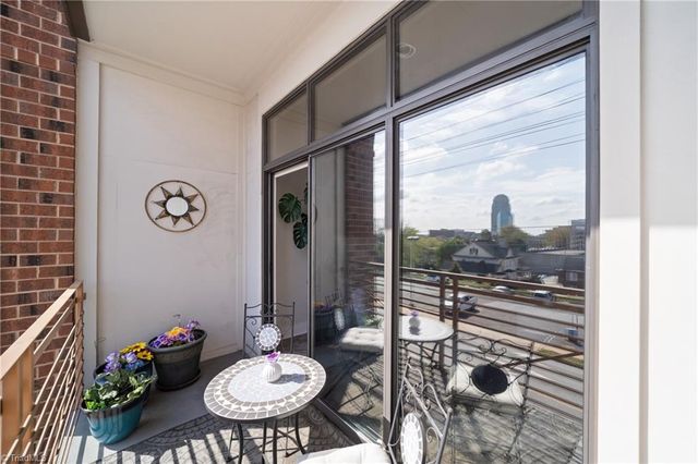 810 W 4th Street 314, Winston-salem, NC 27101