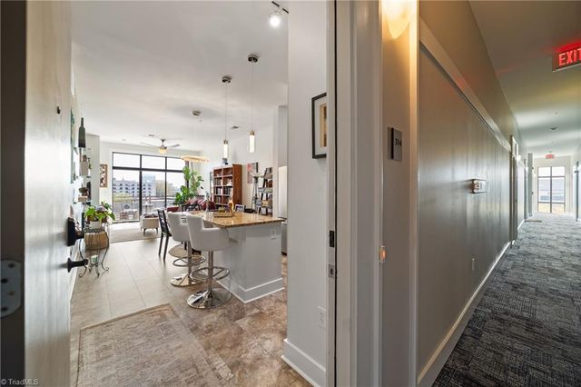 810 W 4th Street 314, Winston-salem, NC 27101