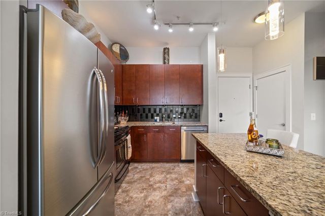 810 W 4th Street 314, Winston-salem, NC 27101