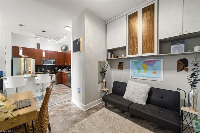 810 W 4th Street 314, Winston-salem, NC 27101