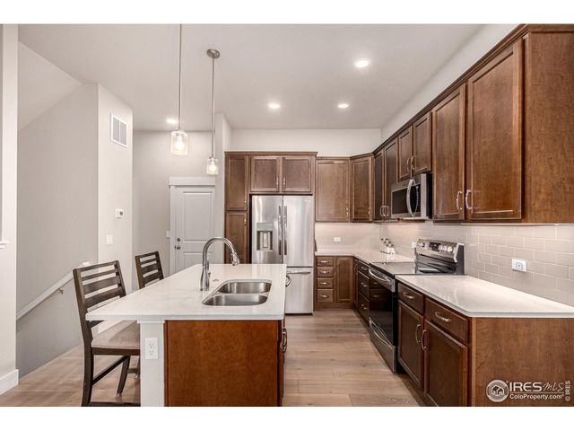 4123 Trapper Lake Dr, Loveland, CO 80538