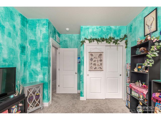 4123 Trapper Lake Dr, Loveland, CO 80538