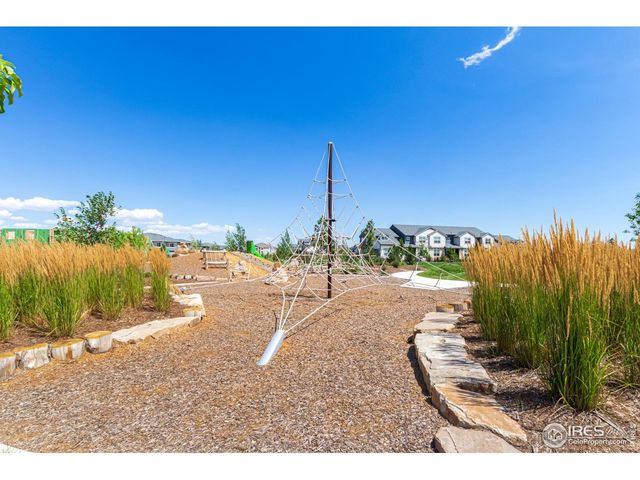 4123 Trapper Lake Dr, Loveland, CO 80538
