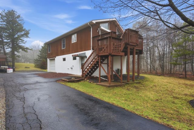 539 OLD STAGE RD, Albrightsville, PA 18210