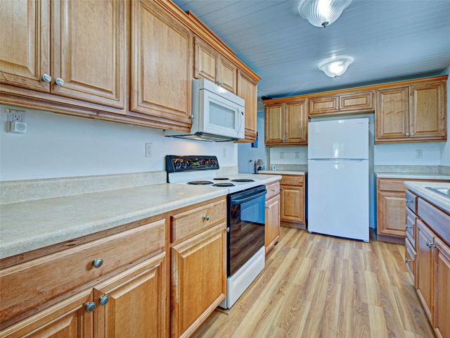 166 EDGEWOOD DRIVE, Osprey, FL 34229