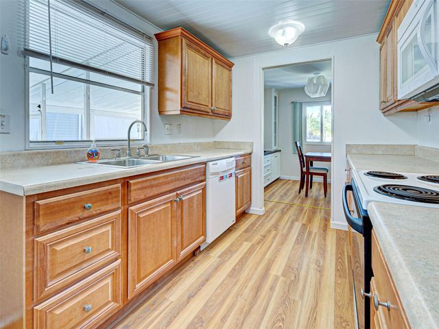 166 EDGEWOOD DRIVE, Osprey, FL 34229