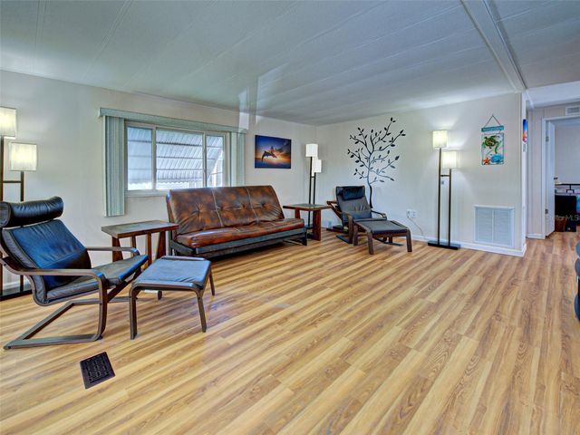 166 EDGEWOOD DRIVE, Osprey, FL 34229