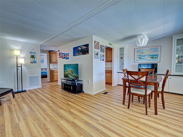 166 EDGEWOOD DRIVE, Osprey, FL 34229