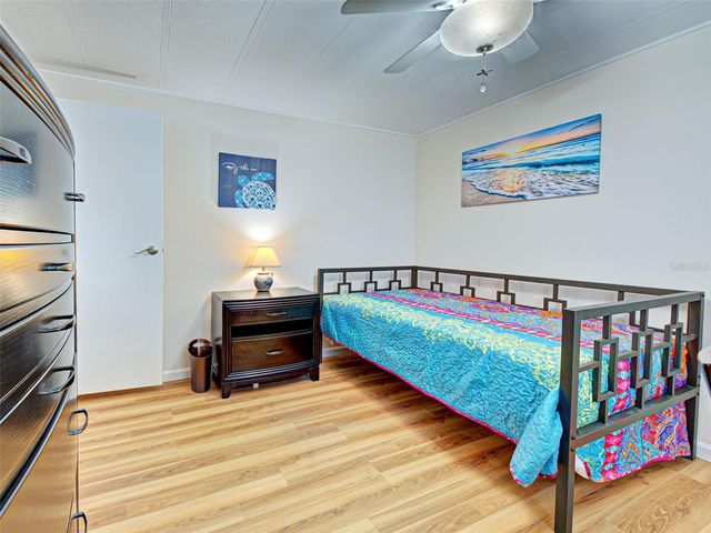 166 EDGEWOOD DRIVE, Osprey, FL 34229