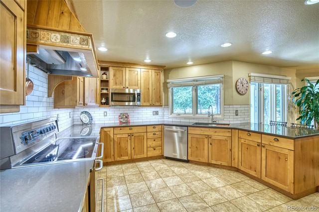9067 County Road 70, Windsor, CO 80550