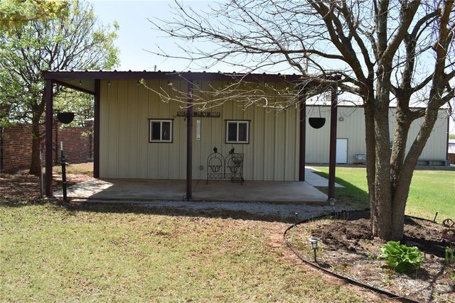 2297 Barrington Drive, Blanchard, OK 73010