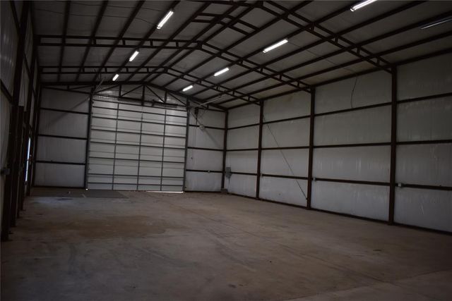 2297 Barrington Drive, Blanchard, OK 73010