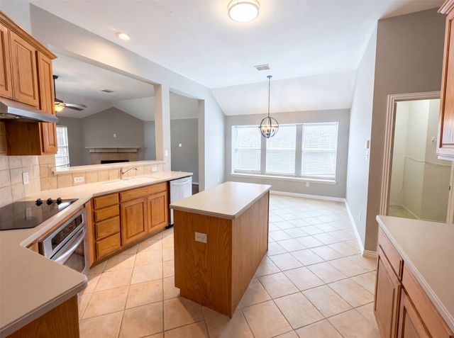 2601 Whispering Trail, Little Elm, TX 75068