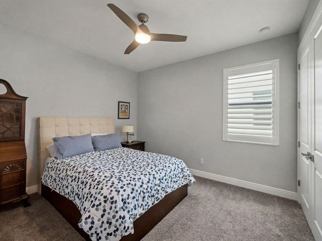 8125 Hobbes Way, Palm Beach Gardens, FL 33418