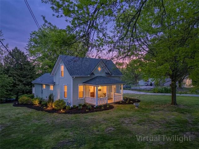 9101 Holmes Road, Kansas City, MO 64131