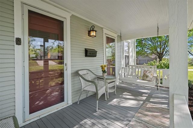 9101 Holmes Road, Kansas City, MO 64131