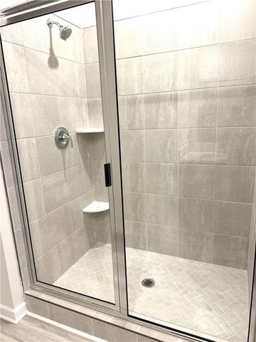 823 Misty Hollow Trail, Lawrenceville, GA 30045