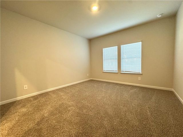 823 Misty Hollow Trail, Lawrenceville, GA 30045