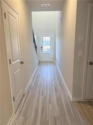 823 Misty Hollow Trail, Lawrenceville, GA 30045