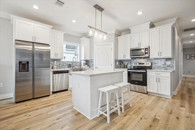 25215 Sausalito Drive, Galveston, TX 77554