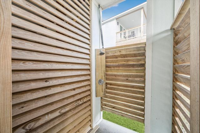 25215 Sausalito Drive, Galveston, TX 77554