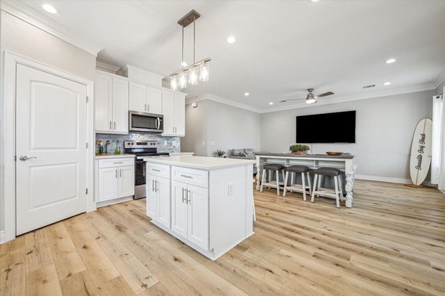 25215 Sausalito Drive, Galveston, TX 77554