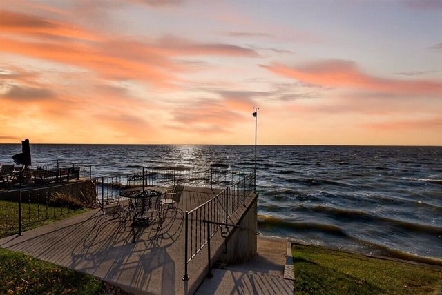 N5733 ROCKLAND BEACH ROAD, Hilbert, WI 54129