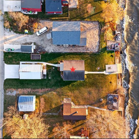 N5733 ROCKLAND BEACH ROAD, Hilbert, WI 54129