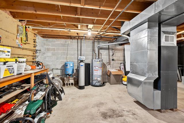 N5733 ROCKLAND BEACH ROAD, Hilbert, WI 54129