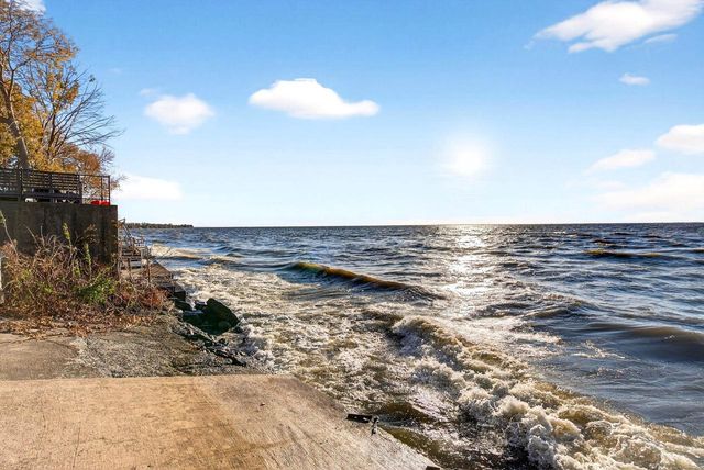 N5733 ROCKLAND BEACH ROAD, Hilbert, WI 54129