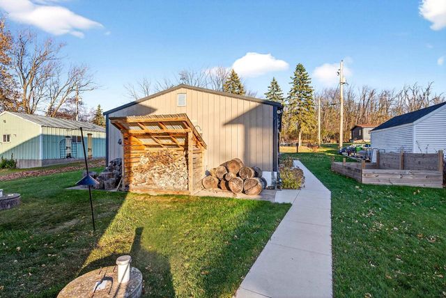 N5733 ROCKLAND BEACH ROAD, Hilbert, WI 54129