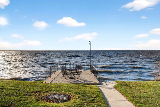 N5733 ROCKLAND BEACH ROAD, Hilbert, WI 54129