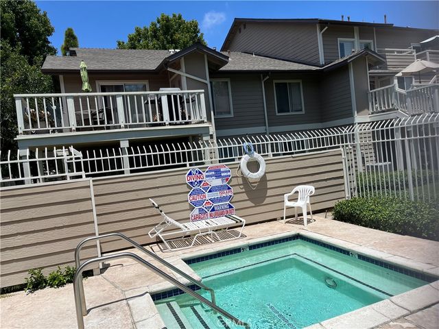 6951 Knollcrest Lane 56, Garden Grove, CA 92845
