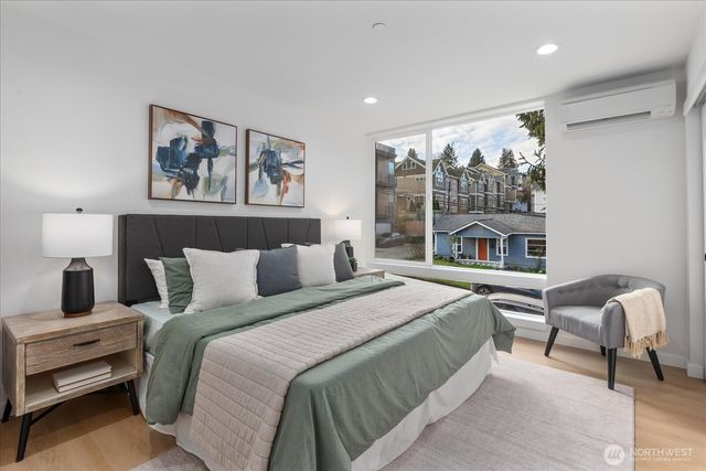 3120 Queen Anne Avenue N, Seattle, WA 98109