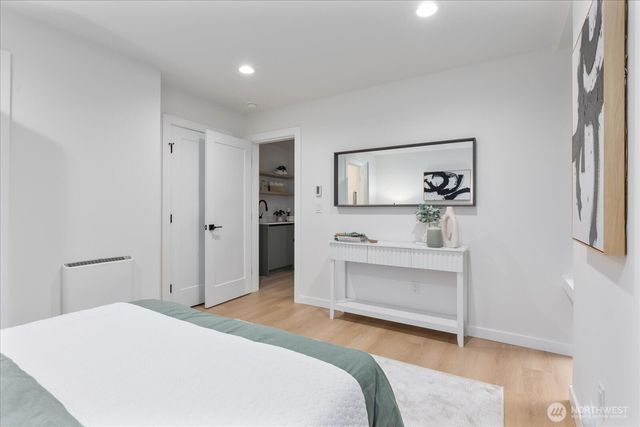 3120 Queen Anne Avenue N, Seattle, WA 98109