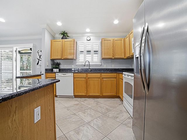 506 ARBELLA LOOP, The Villages, FL 32162