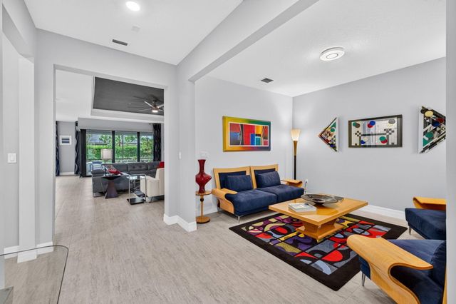 4529 Pinehurst Trail W, Oakland Park, FL 33309