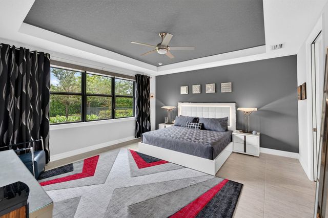 4529 Pinehurst Trail W, Oakland Park, FL 33309