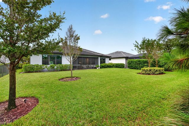 4529 Pinehurst Trail W, Oakland Park, FL 33309