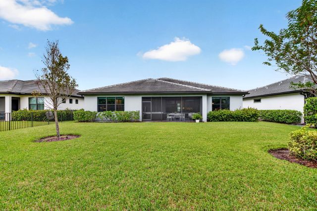 4529 Pinehurst Trail W, Oakland Park, FL 33309