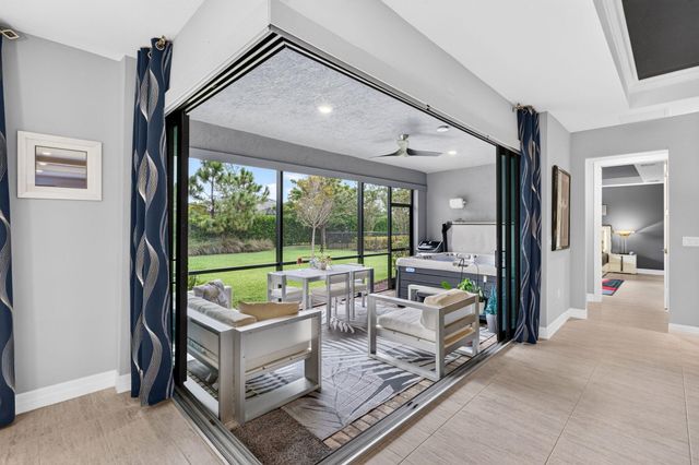 4529 Pinehurst Trail W, Oakland Park, FL 33309