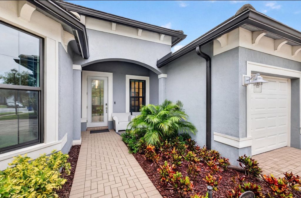 4529 Pinehurst Trail W, Oakland Park, FL 33309