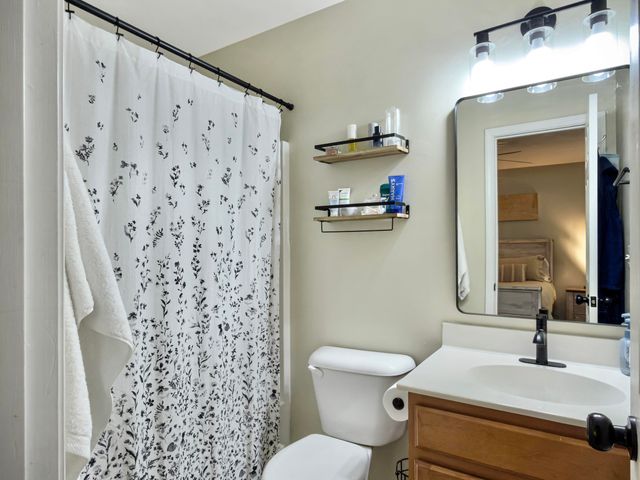 1137 Peninsula Cove Drive, Charleston, SC 29492