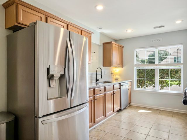 1137 Peninsula Cove Drive, Charleston, SC 29492