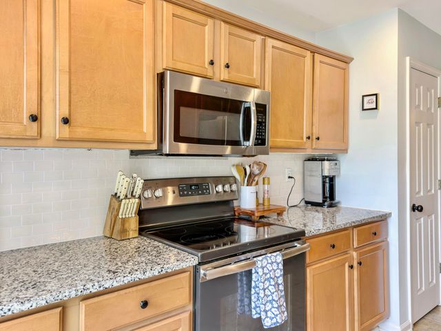 1137 Peninsula Cove Drive, Charleston, SC 29492