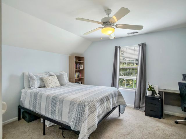 1137 Peninsula Cove Drive, Charleston, SC 29492