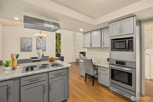 12034 206th Place SE, Issaquah, WA 98027