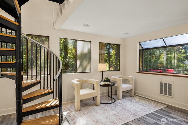12034 206th Place SE, Issaquah, WA 98027